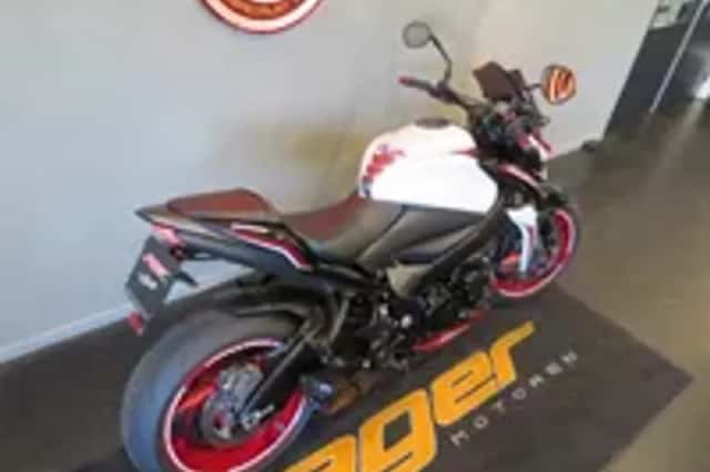 Suzuki GSX S 1000F (2018) thumbnail 5