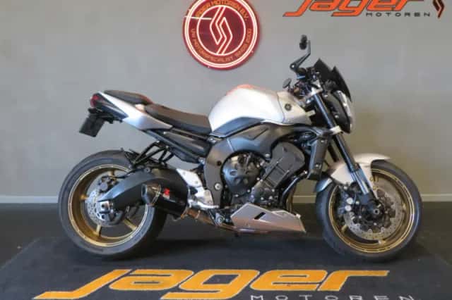 Yamaha FZ1 (2009) thumbnail 1