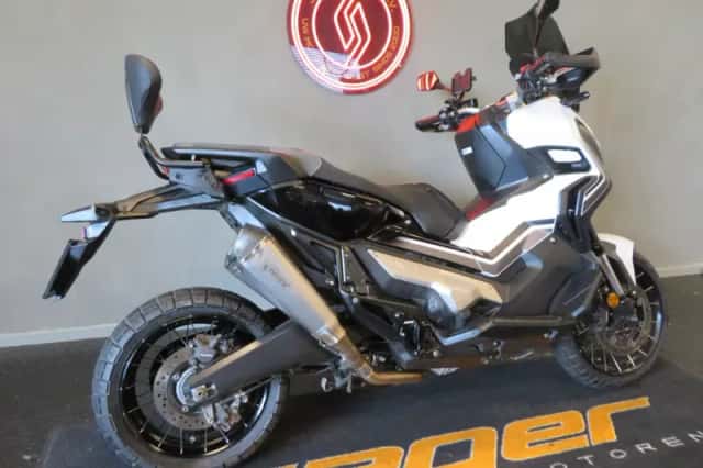 Honda X-ADV 750 X-ADV MIVV (2020) thumbnail 3