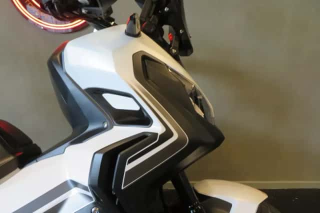Honda X-ADV 750 X-ADV MIVV (2020) thumbnail 5