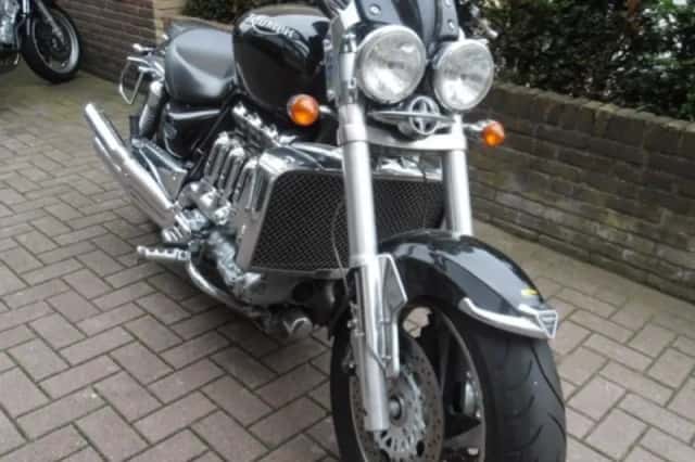 Triumph Rocket III (2004) thumbnail 2