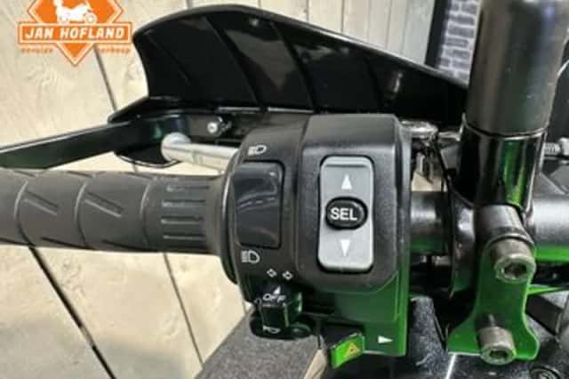 Kawasaki Versys 1000 (2019) thumbnail 6