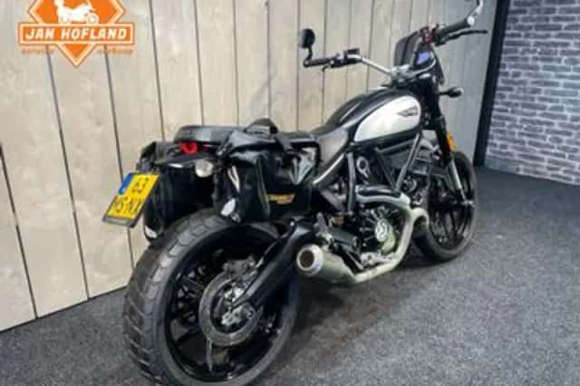 Ducati Scrambler Icon (2021) thumbnail 3