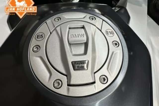 BMW F 900 XR (2024) thumbnail 5