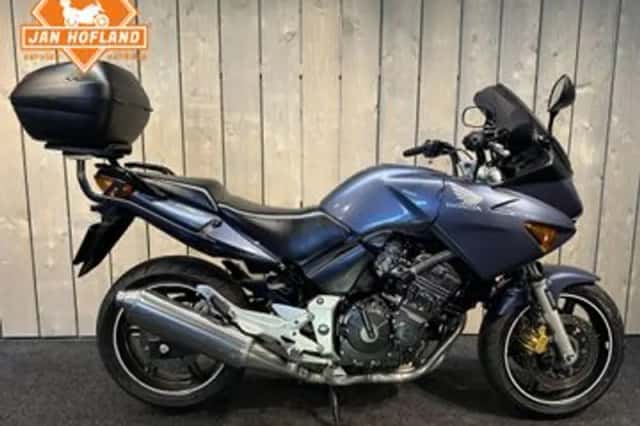 Honda CBF 600 S (2004) thumbnail 1