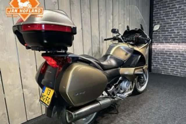 Honda NT 700 V Deauville (2006) thumbnail 3