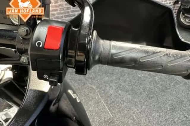 Suzuki V-Strom (2007) thumbnail 5