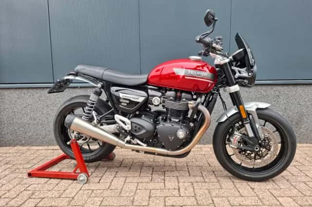 Triumph Speed Twin 1200 (2023) thumbnail 1
