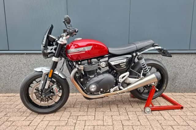 Triumph Speed Twin 1200 (2023) thumbnail 6
