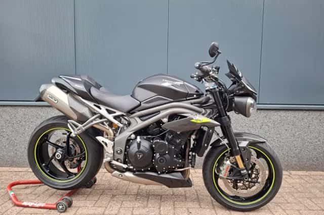 Triumph Speed Triple RS (2019) thumbnail 1