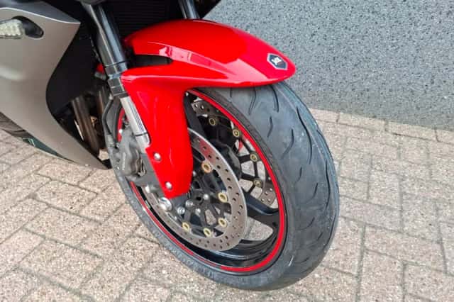 Honda CBR600RR (2007) thumbnail 4