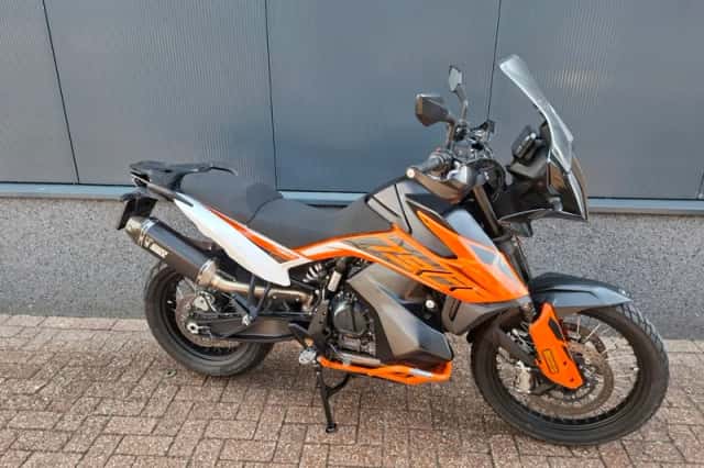 KTM 790 Adventure (2019) thumbnail 3