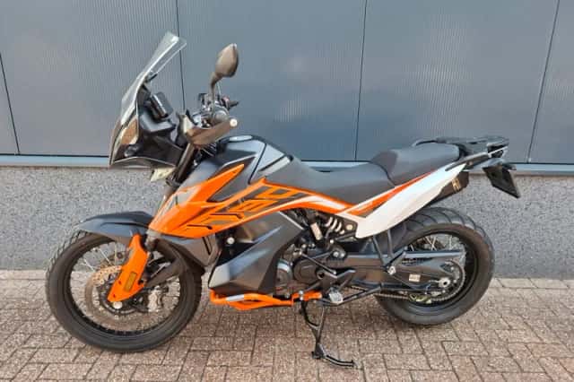 KTM 790 Adventure (2019) thumbnail 6