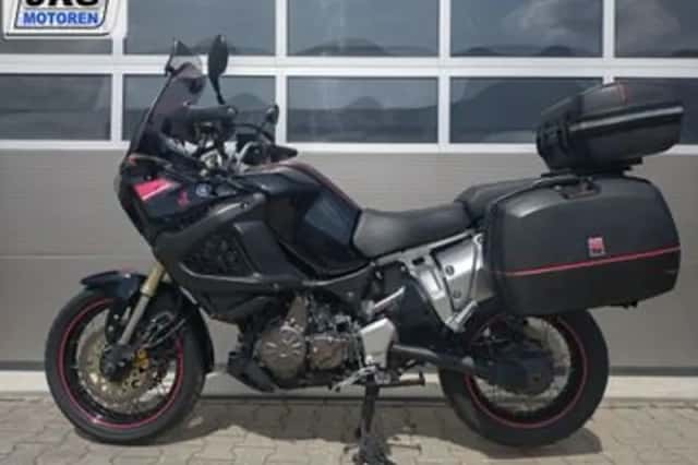 Yamaha XT 1200 Z Super Tenere (2012) thumbnail 3