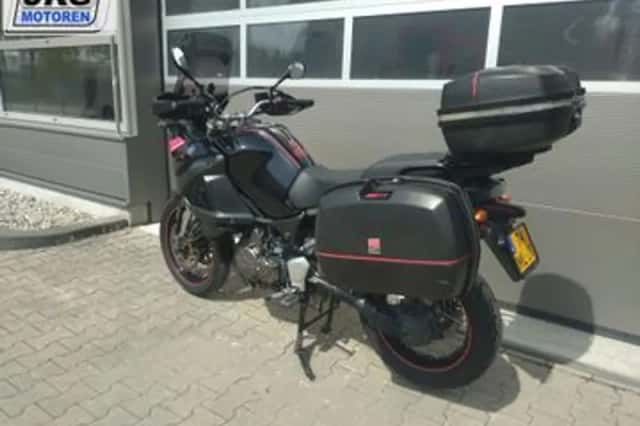 Yamaha XT 1200 Z Super Tenere (2012) thumbnail 5