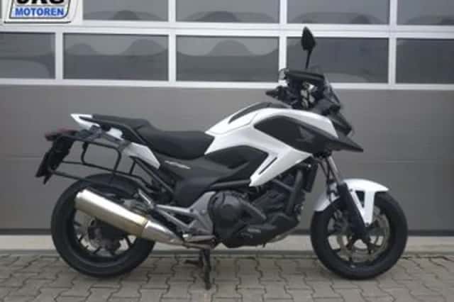 Honda NC700X (2014) thumbnail 3