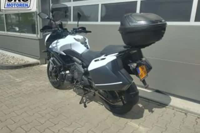 Kawasaki Versys 650 (2015) thumbnail 3