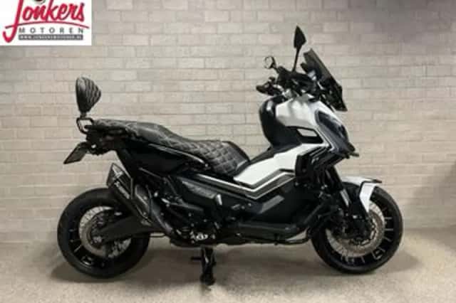 Honda X ADV (2020) thumbnail 1