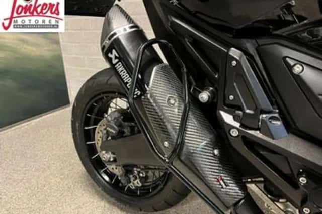 Honda X ADV (2020) thumbnail 6