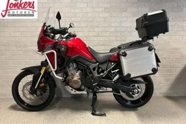 Honda CRF 1000 L AFRICA TWIN DCT (2017) thumbnail 3