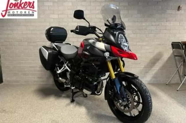 Suzuki V-Strom 1000 (2016) thumbnail 2