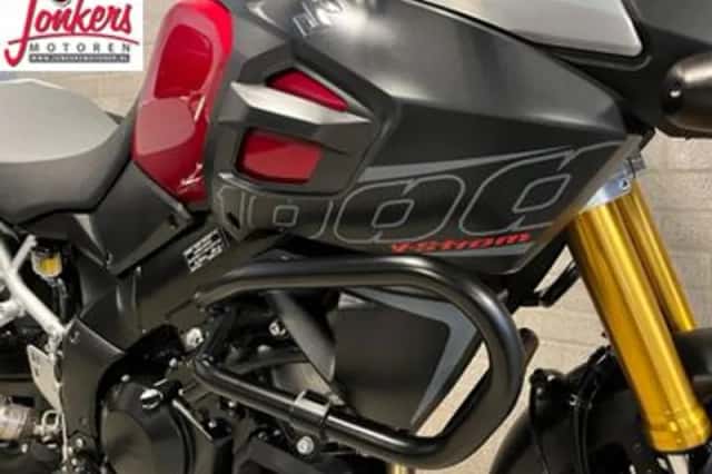Suzuki V-Strom 1000 (2016) thumbnail 4