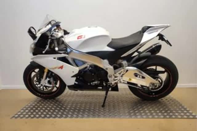 Aprilia RSV 4 R Aprc (2014) thumbnail 6