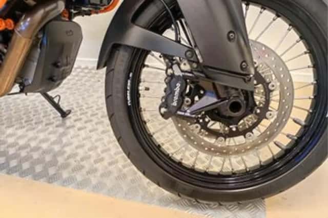 KTM 1190 Adventure (2013) thumbnail 3
