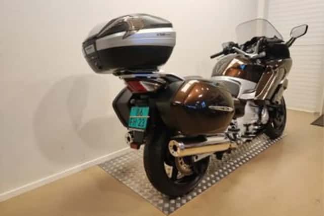 Yamaha FJR 1300 AE (2016) thumbnail 5