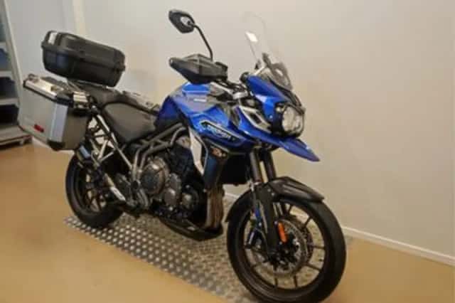 Triumph Tiger 1200 XRX (2017) thumbnail 2