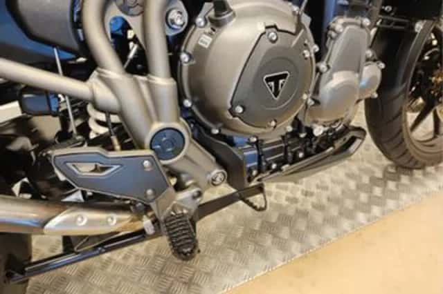 Triumph Tiger 1200 XRX (2017) thumbnail 4