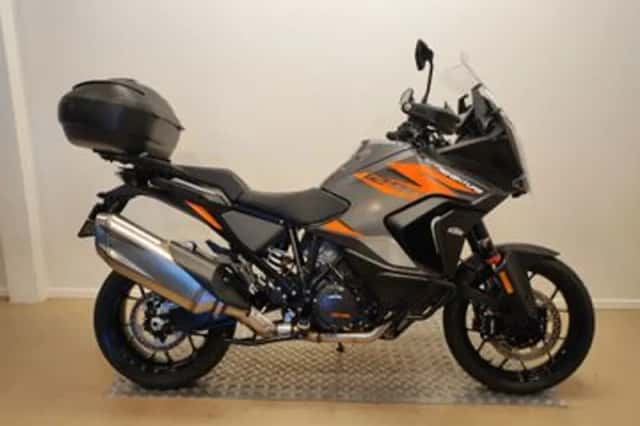 KTM 1290 Super Adventure (2021) thumbnail 3