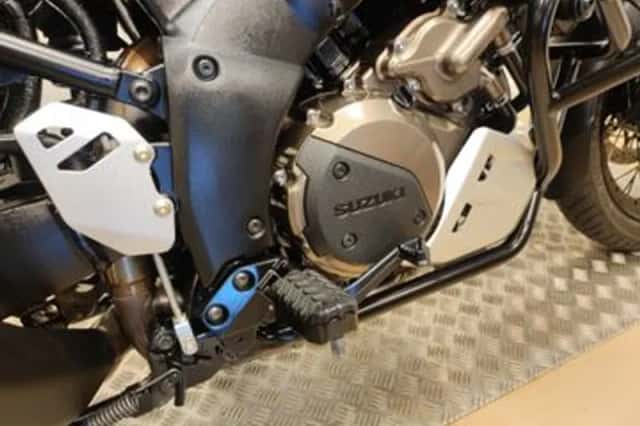 Suzuki V-Strom 1050XT (2021) thumbnail 4