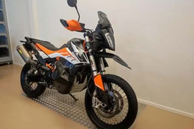 KTM 790 Adventure (2019) thumbnail 2