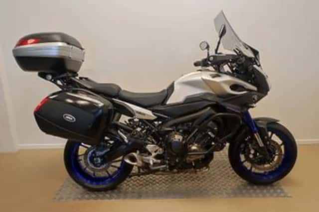 Yamaha Tracer 900 (2015) thumbnail 1
