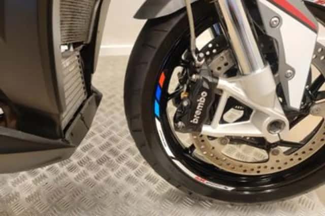 BMW S 1000 XR (2017) thumbnail 3