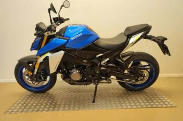 Suzuki GSX-S1000 (2021) thumbnail 6