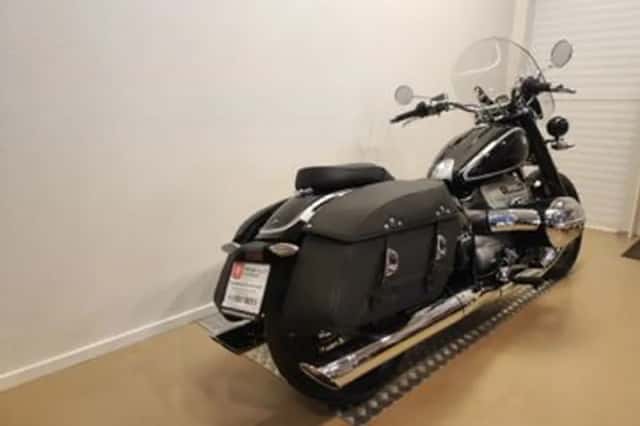 BMW R 18 Classic (2021) thumbnail 5