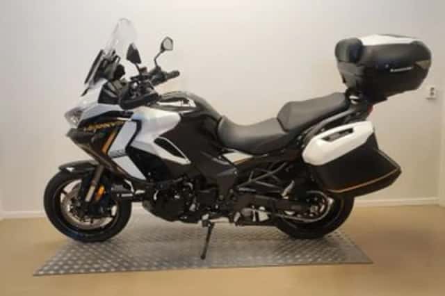 Kawasaki Versys 1100 SE Grand Tourer (2025) thumbnail 6