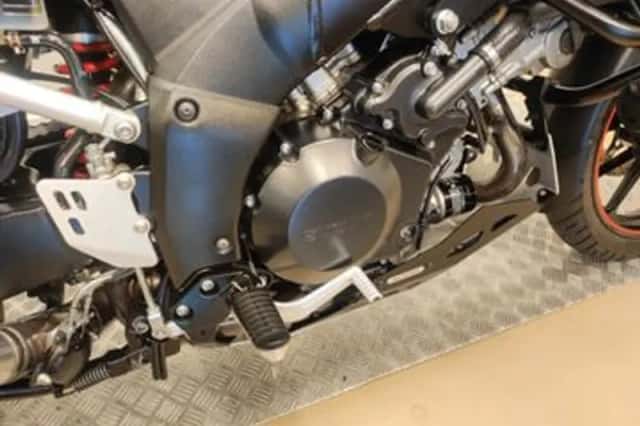 Suzuki V-Strom 1000 (2016) thumbnail 4