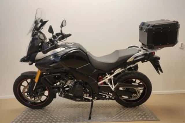 Suzuki V-Strom 1000 (2016) thumbnail 6