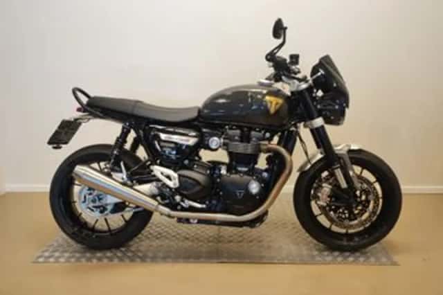 Triumph Speed Twin 1200 (2023) thumbnail 1