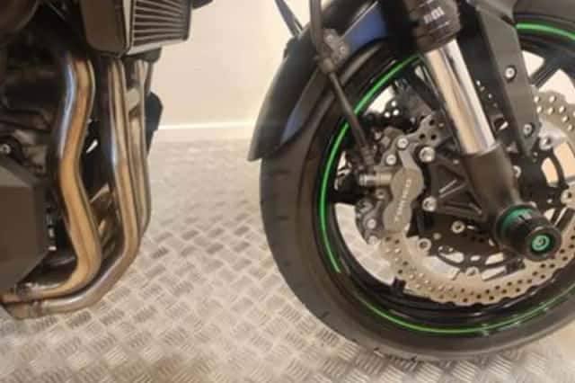 Kawasaki Versys 1000 (2018) thumbnail 3