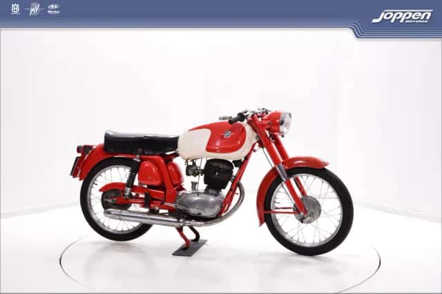 MV Agusta 125 Lusso Sport (0) thumbnail 1