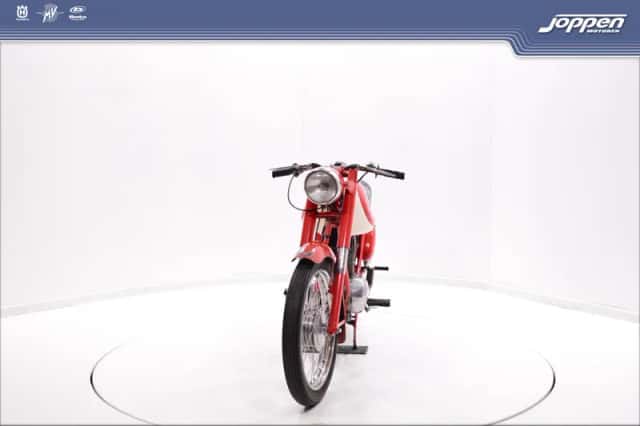 MV Agusta 125 Lusso Sport (0) thumbnail 3