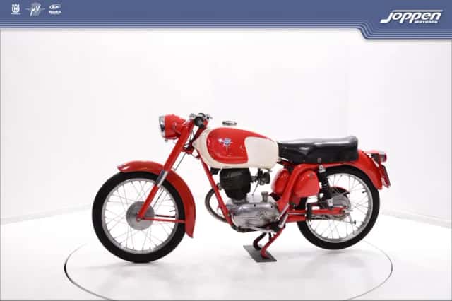 MV Agusta 125 Lusso Sport (0) thumbnail 5