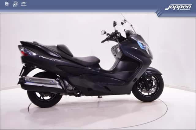 Suzuki AN 400 Burgman (0) thumbnail 1