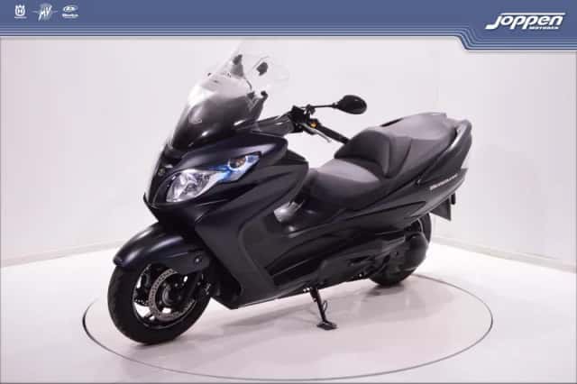 Suzuki AN 400 Burgman (0) thumbnail 5