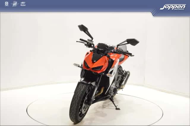 Kawasaki Z1000 (0) thumbnail 4