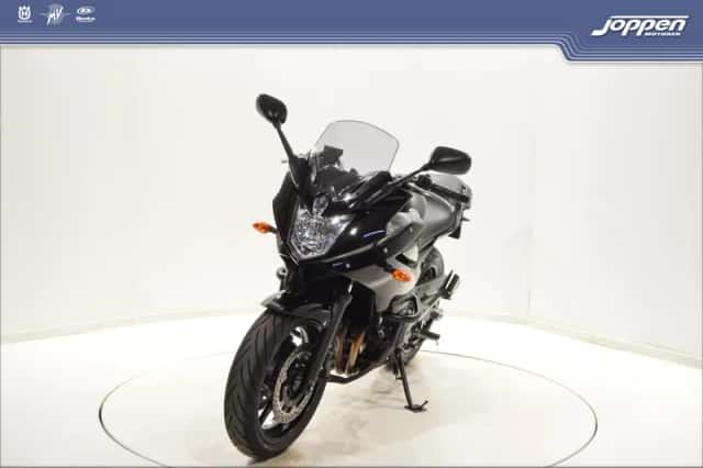 Yamaha XJ6 (0) thumbnail 4